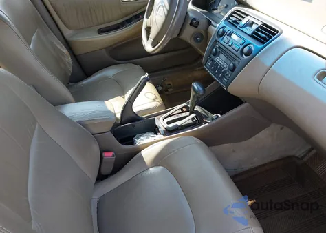 1998 Honda Accord Ex V6 from USA, damaged, VIN 1HGCG1650WA031304